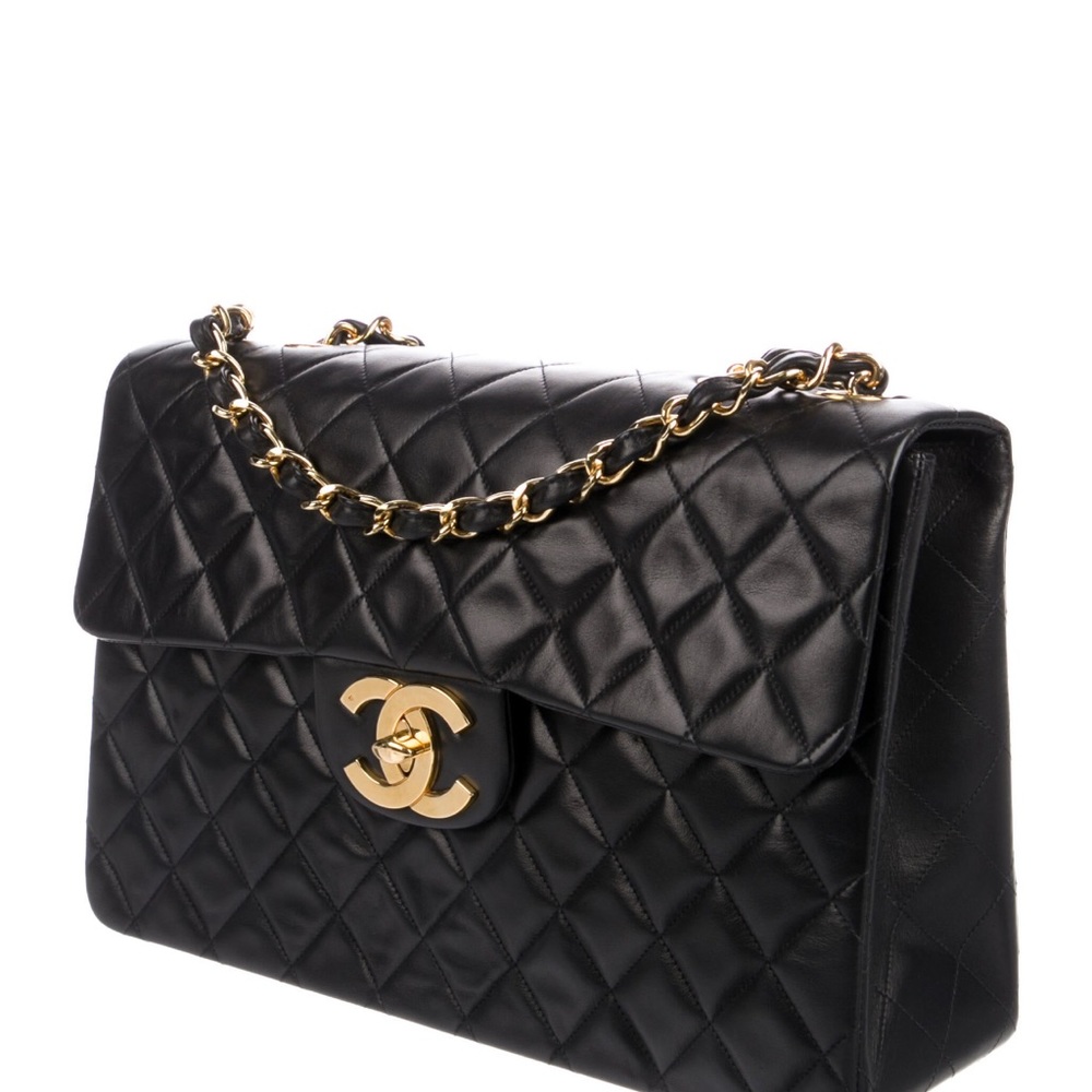 Reserve @ja_nette Chanel Lambskin Maxi Single Bag